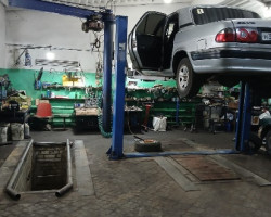 СТО в Урюпинске Смотровая яма (4 шт), кран балка, гидравлический подъёмник